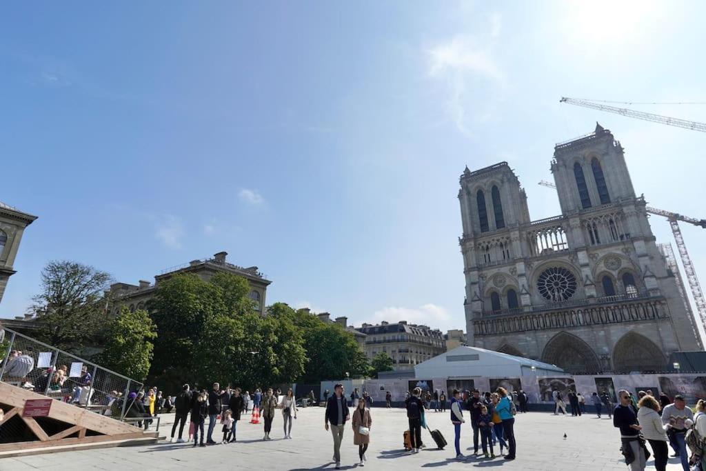 Sunny Apartement Notre Dame Paris Exterior foto